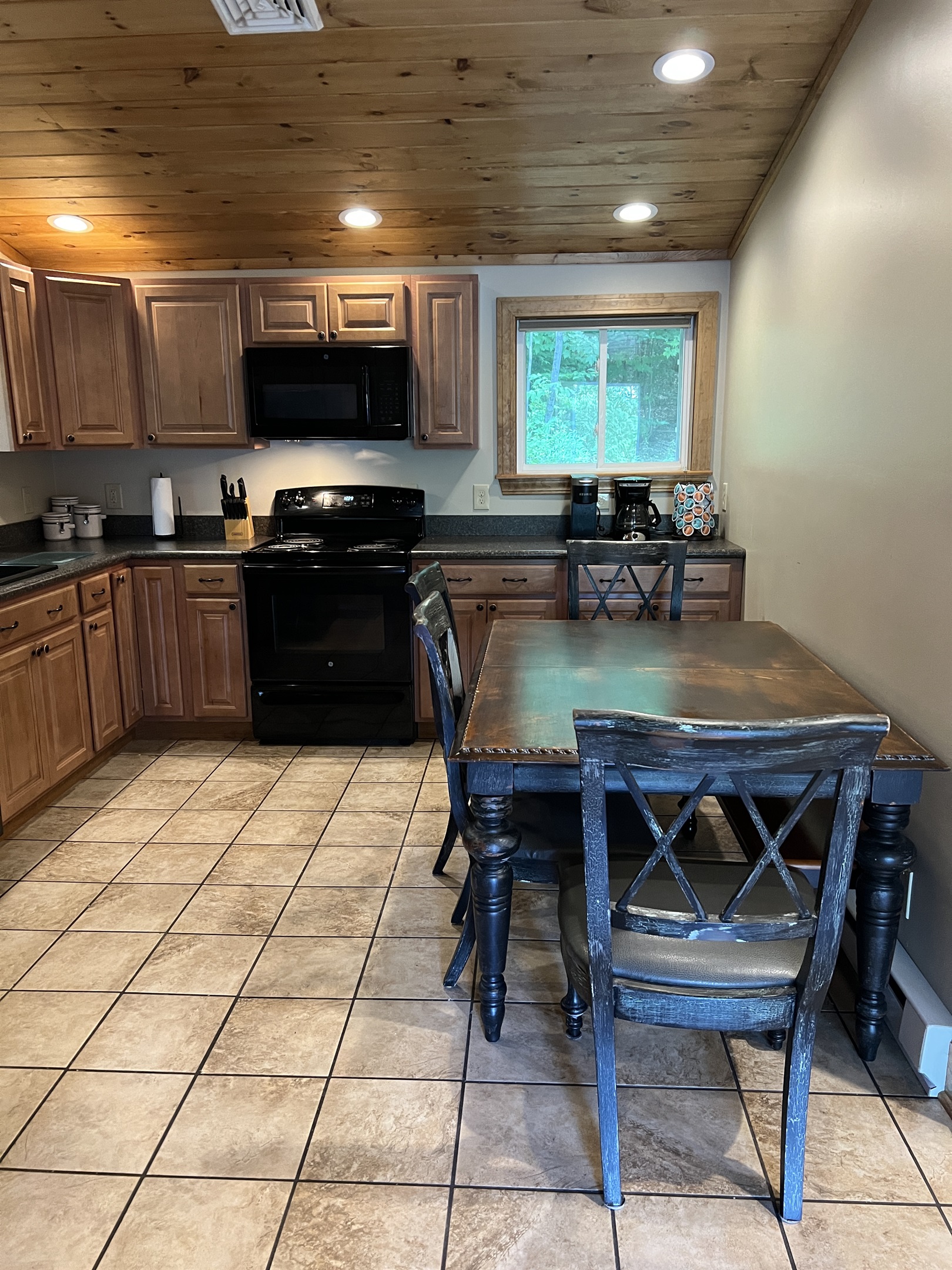 Kitchen Fully equipped.