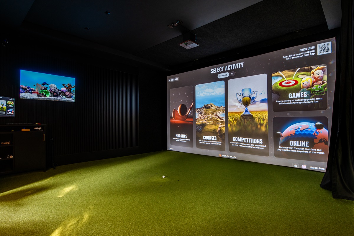 Elevate your stay with our private golf simulator, offering paid access for an exclusive and memorable experience.