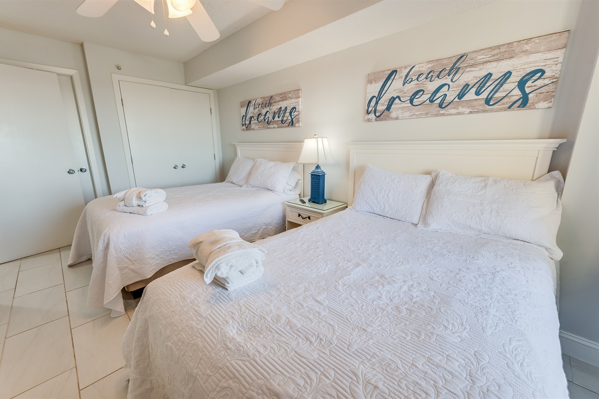 Stunning Bedroom ✨ Beautifully Decorated 🛏️💫