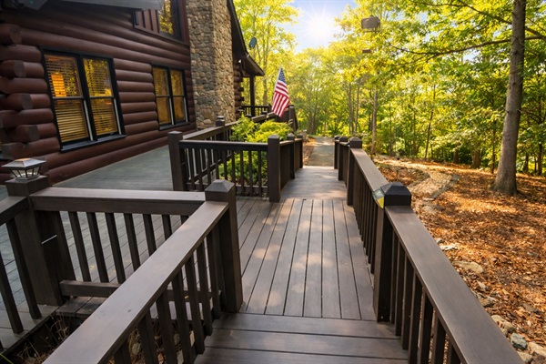 Wheelchair-accessible ramp