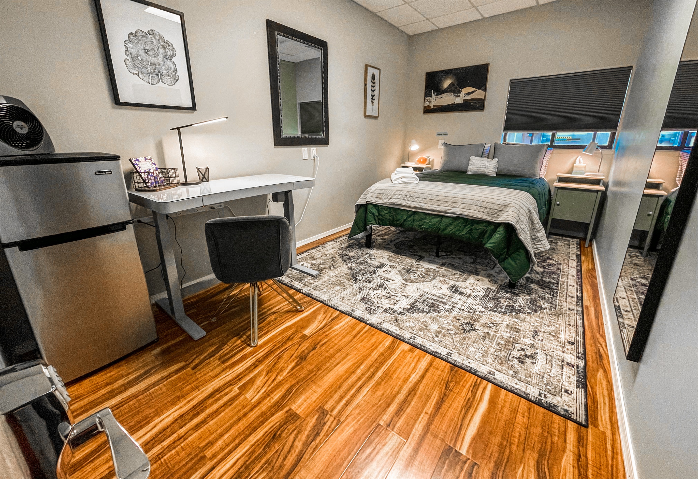 2023 New Floors, Mattress and Height-Adjustable Desk