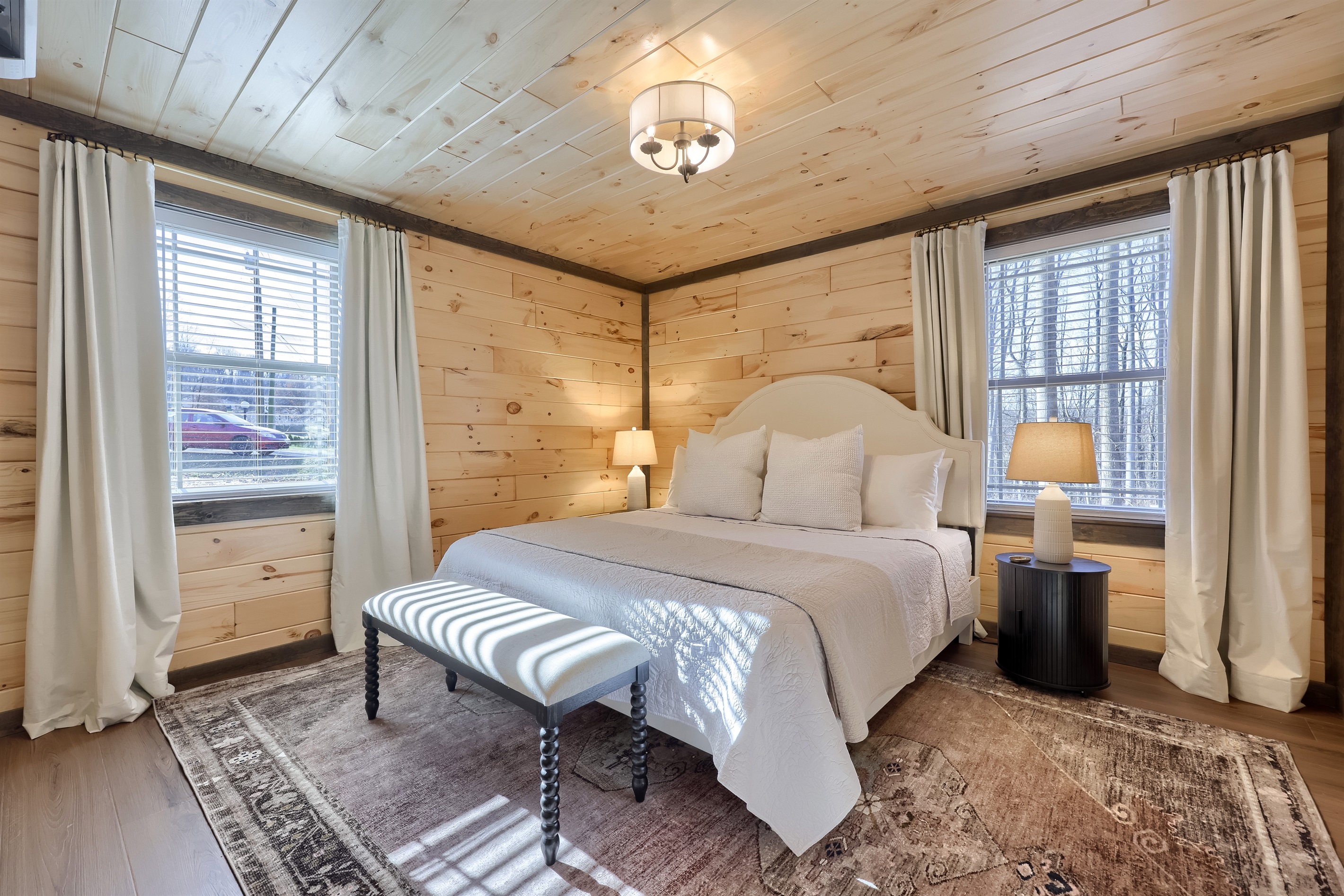 Primary Ensuite with Luxe Bed Linens