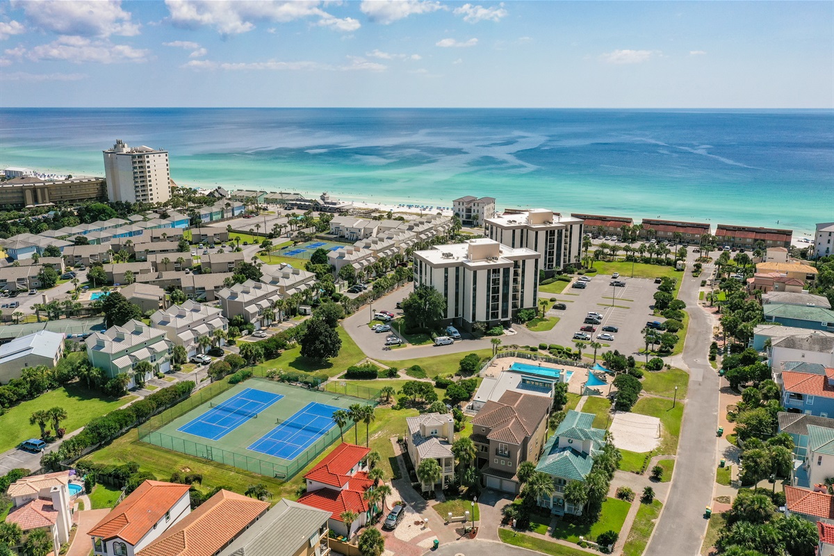 Oceanic View is just 720 ft to the beautiful private beach!