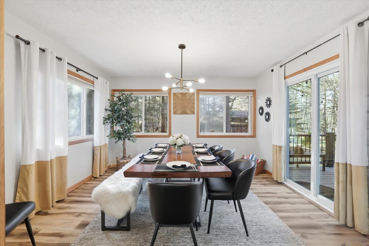 Spreading sunshine and smiles all around. Enjoying the little moments like gathering around the dining room for some weekend laughs