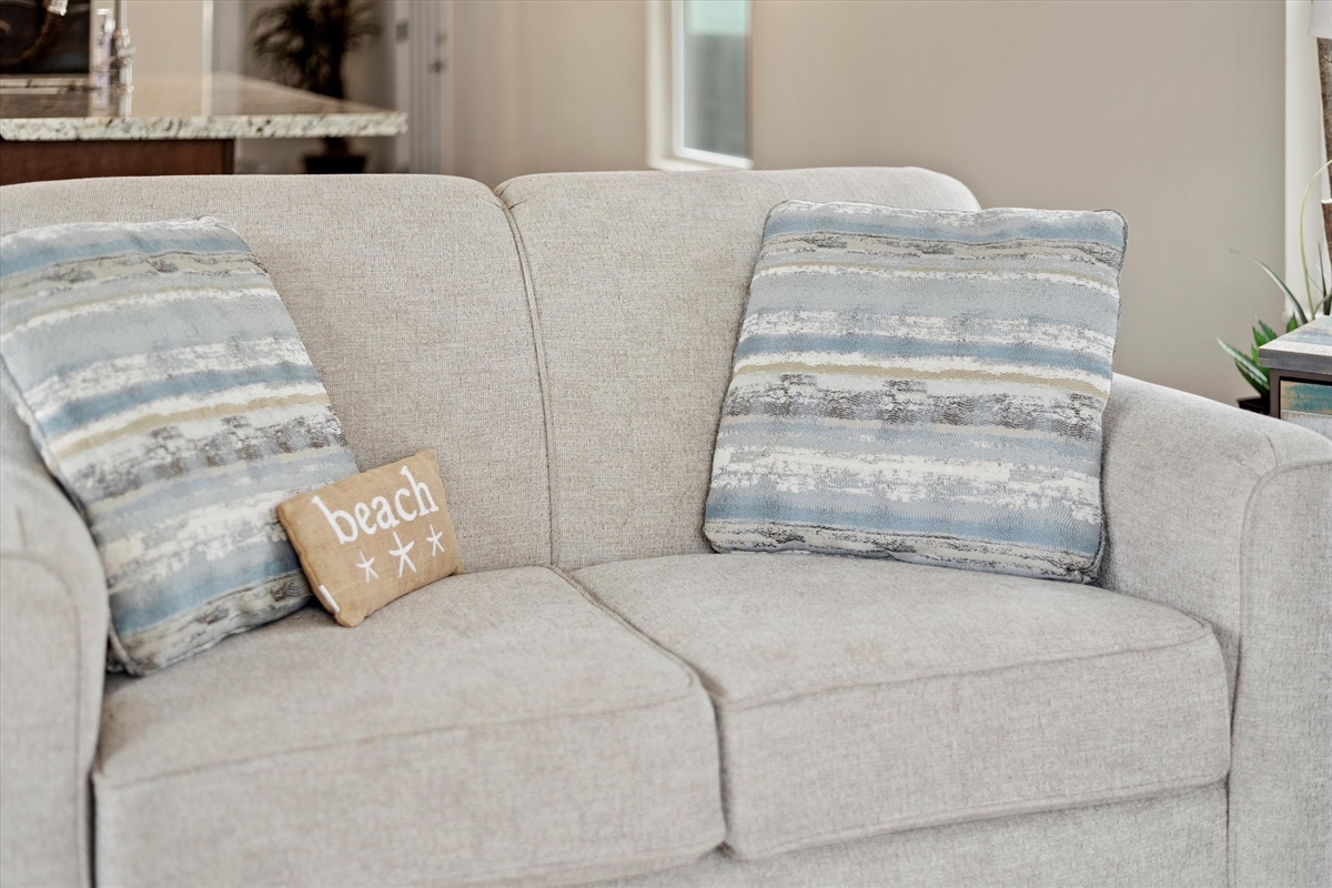 cd5d3540e92d488ca096444abe00df78 Large | Beachhouse | Texas | TX | Vacation Homes | Galveston | Crystal Beach | Kokomo | Breezy Days | Beachfront Elegance | Sunrise Serenity | Southern Sands Property Management, LLC
