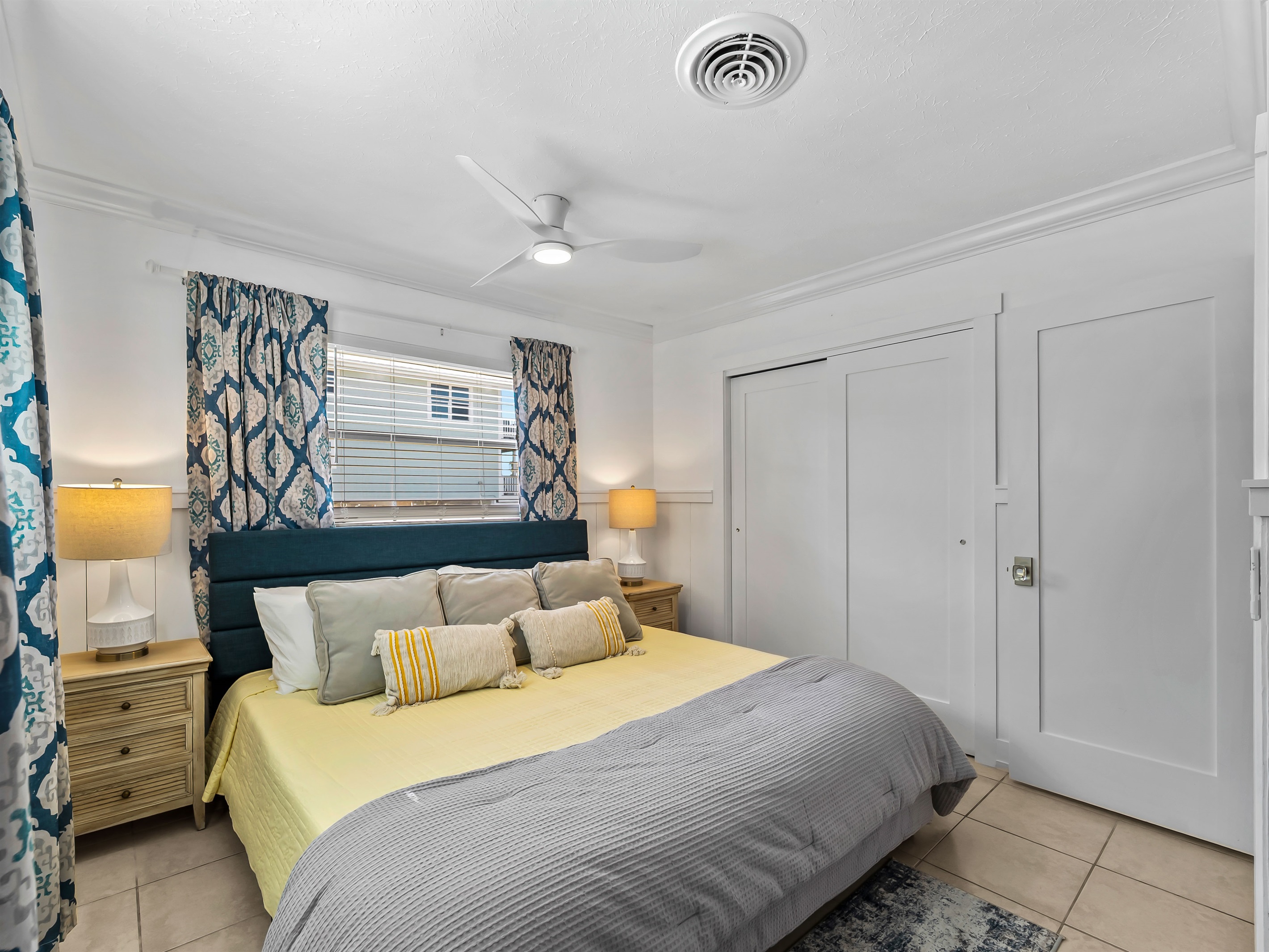 King Bed - Bedroom