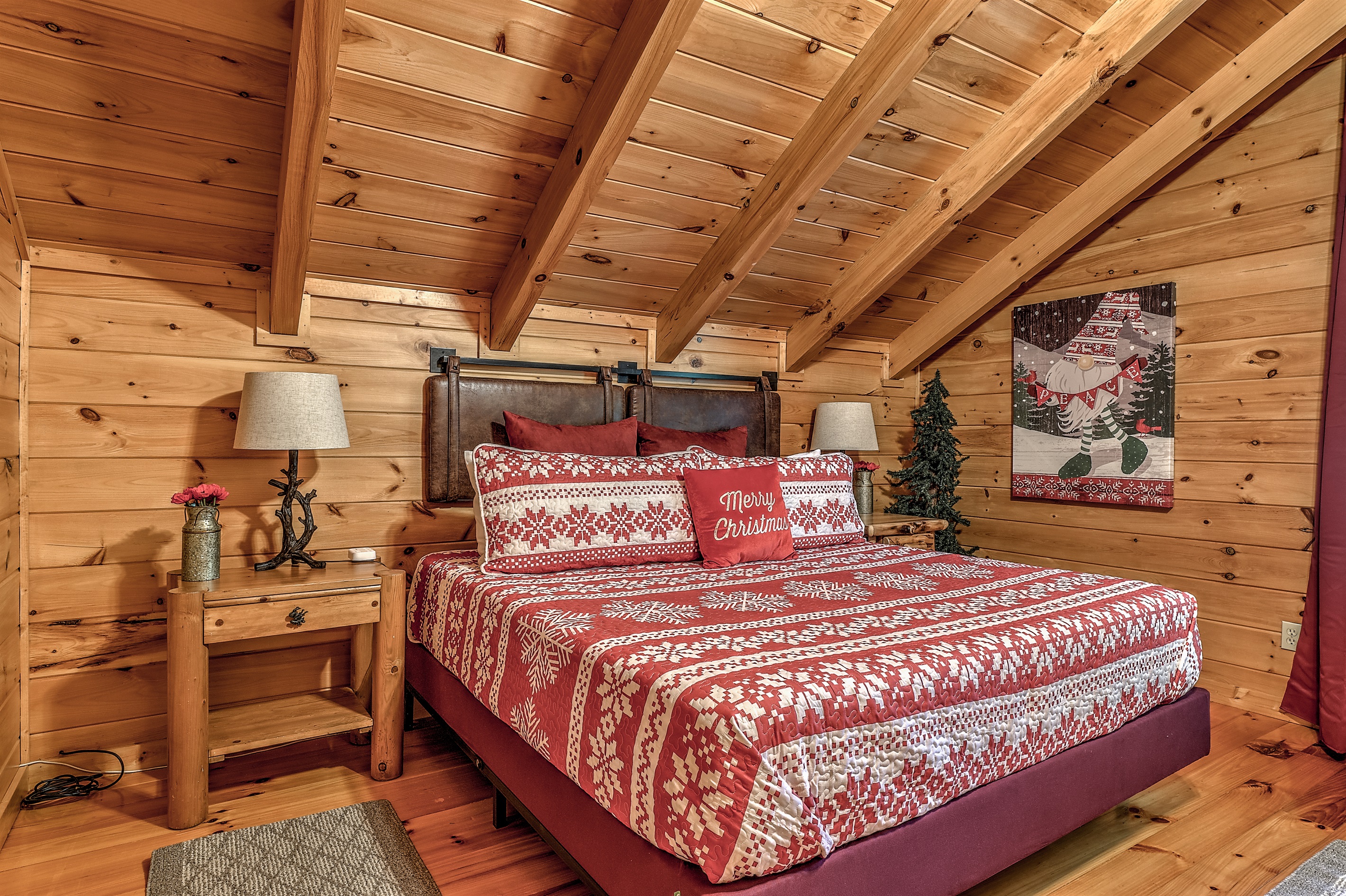 Gnome Room, Upper, King