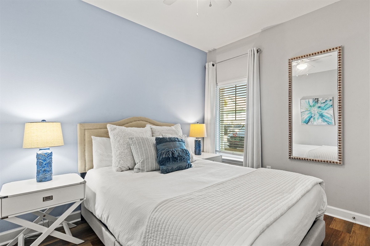 Queen Bedroom