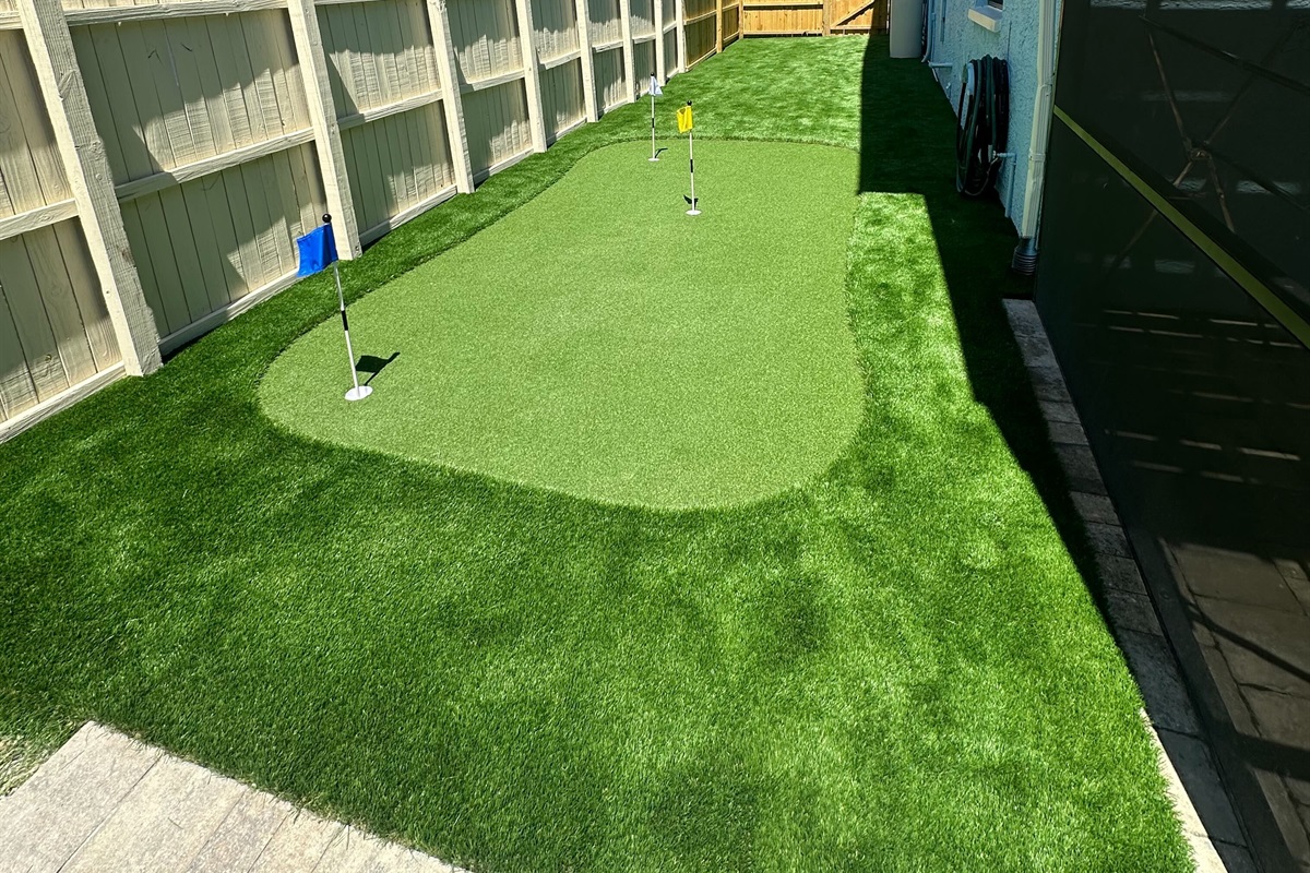 Whether you’re keeping score or just playing for laughs, this backyard game zone was designed for stress-free fun. Toss, putt, and relax—no reservations required.