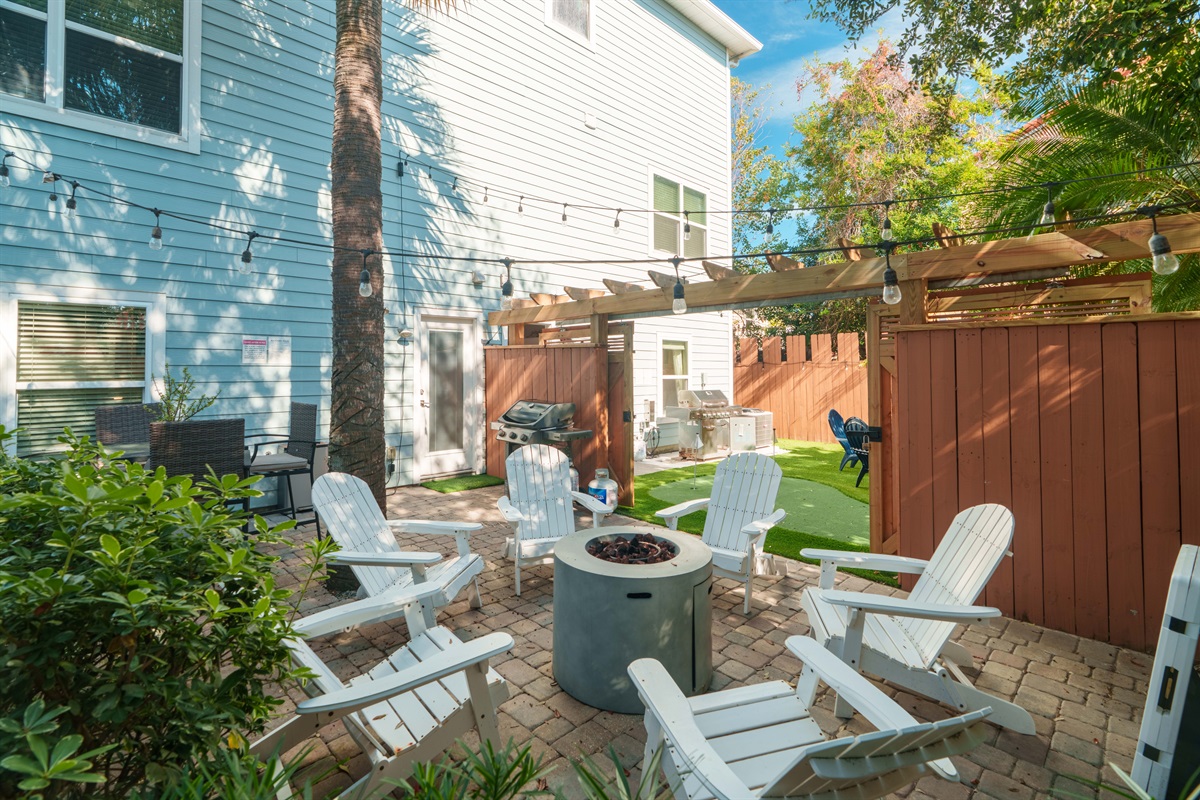 View from Oceanwalk 2 of the open sliding barn door between the backyards. Perfect for groups that want to spread out but stay connected