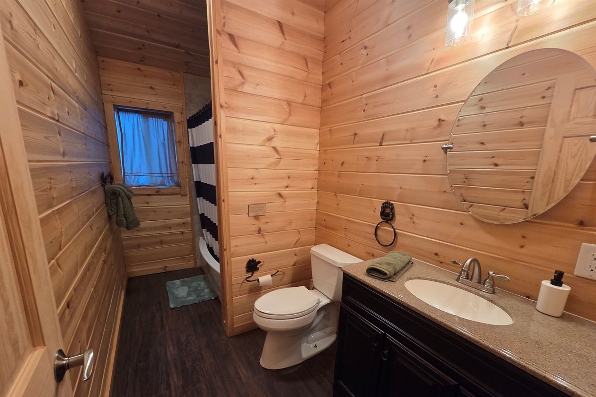 Upstairs, a full bathroom is centrally located between the bedrooms for added convenience