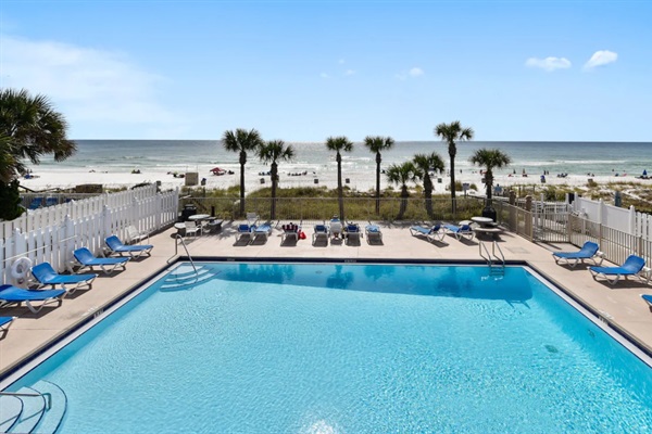 Gulf front pool