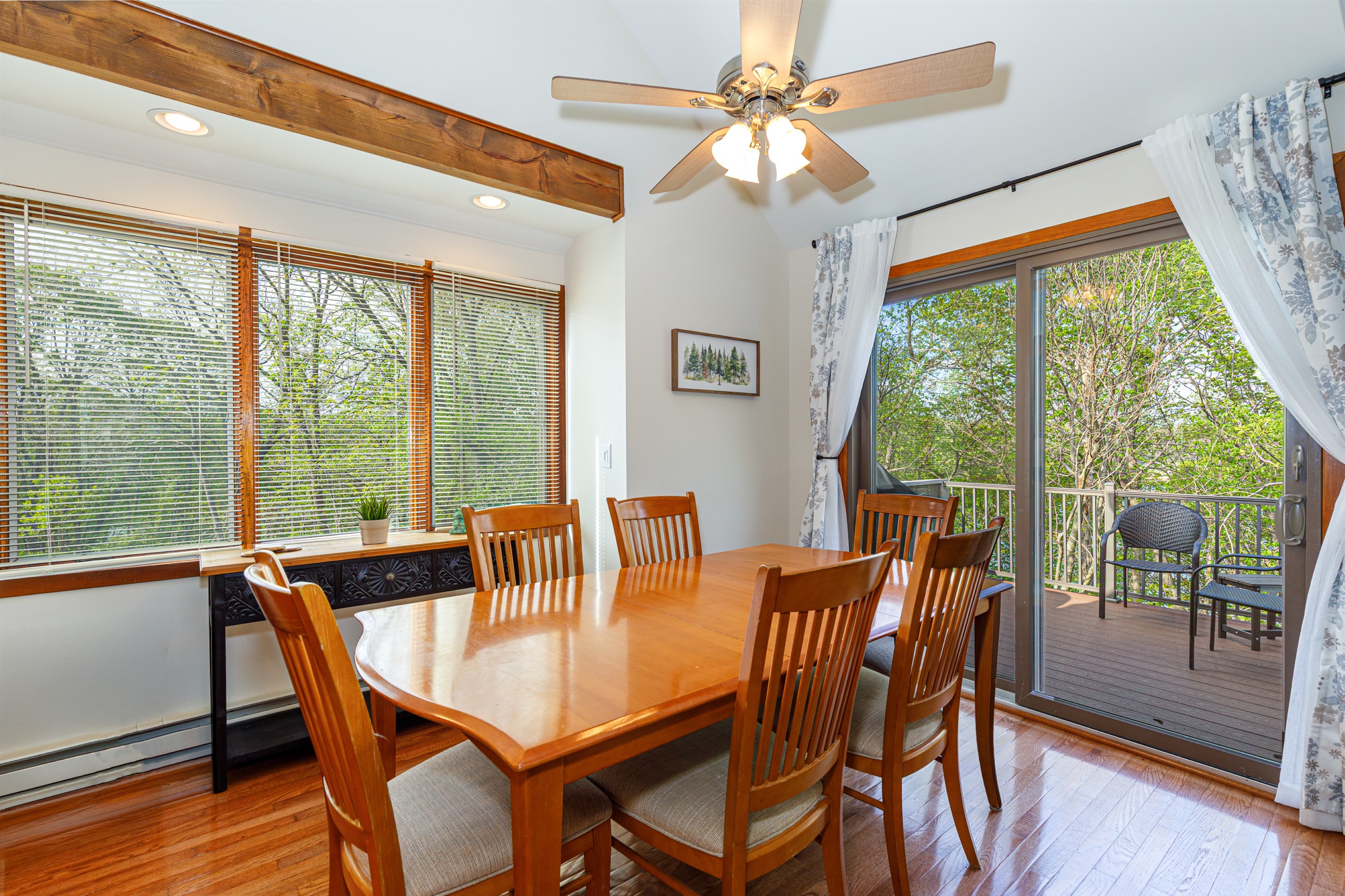 Dining room table can comfortably seat 6 for those home made meals or conversing about the night before over mimosas.