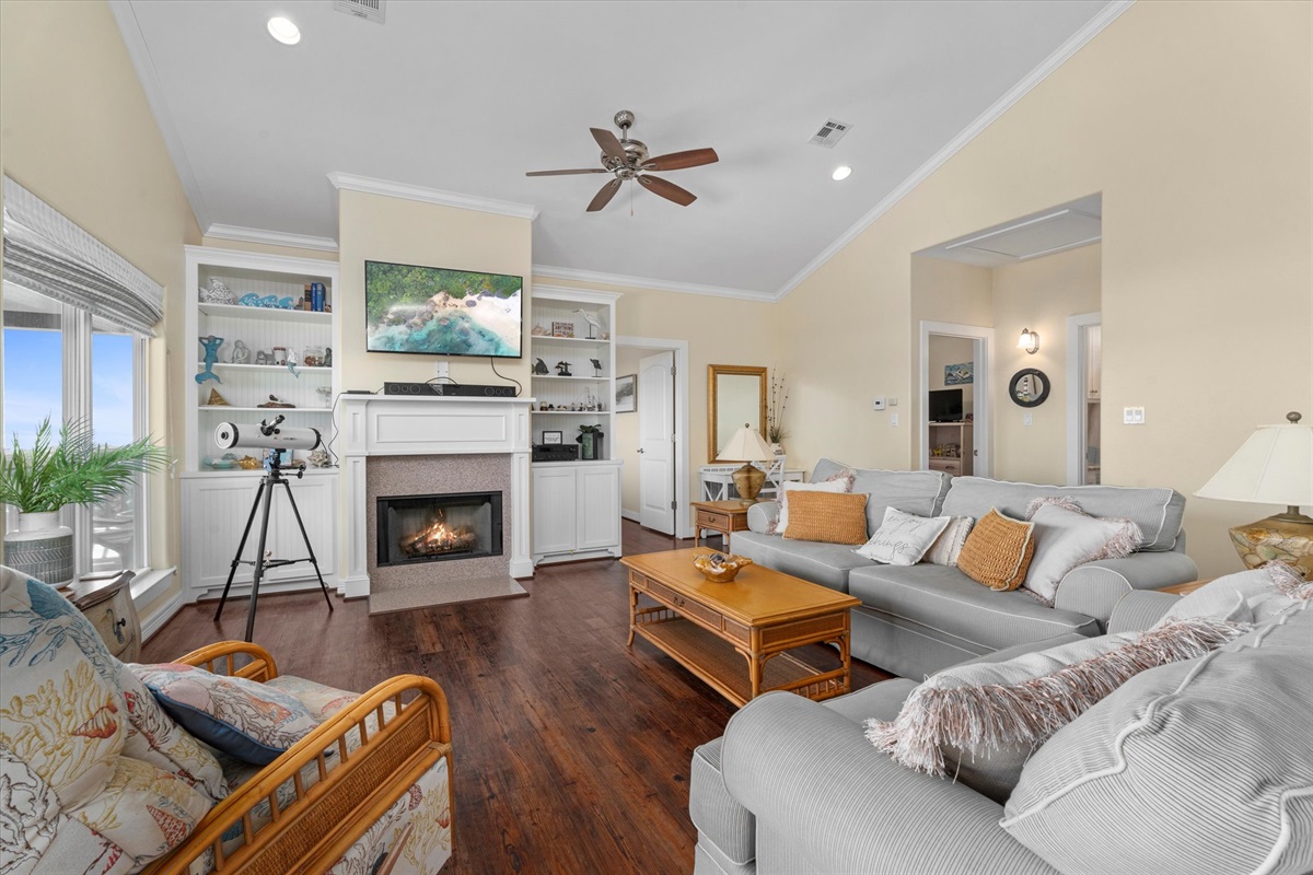 cd9bb3bb7bb24bc694ddcb4b90e6c74b Large | Beachhouse | Texas | TX | Vacation Homes | Galveston | Crystal Beach | Kokomo | Breezy Days | Beachfront Elegance | Sunrise Serenity | Southern Sands Property Management, LLC