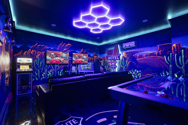 Hand-Painted Murals That Glow!