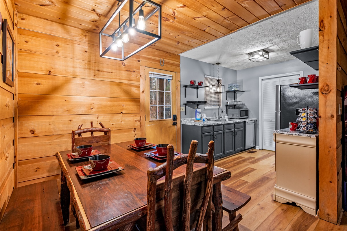 Dining area with seating for 6