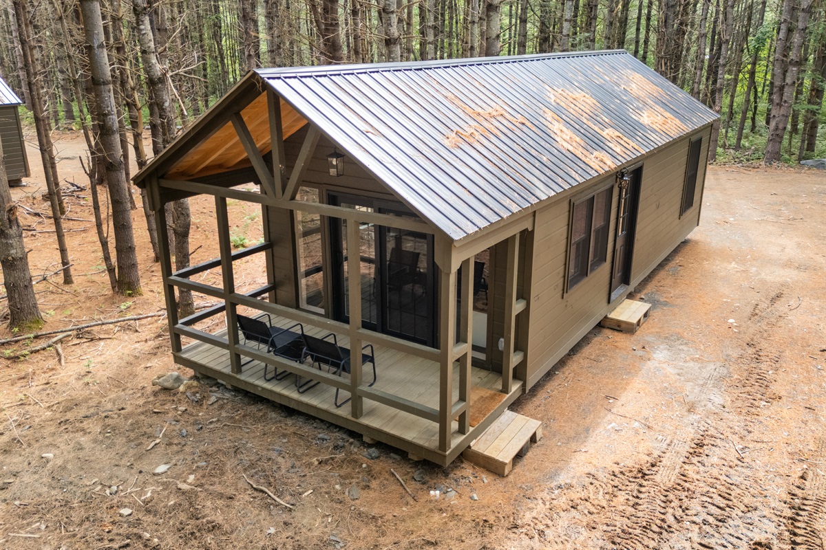 Your own Private Cabin only 4 miles from Monson center