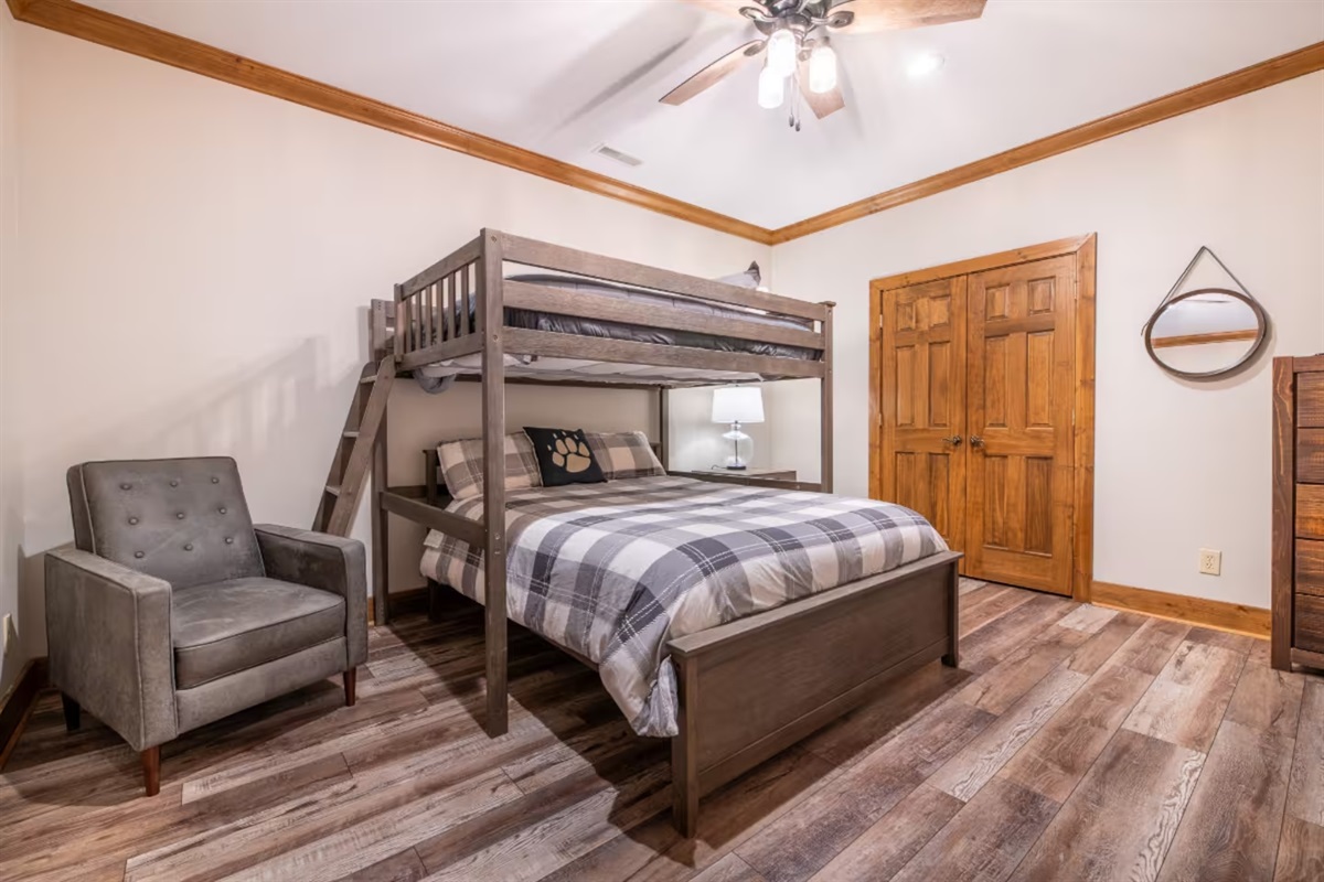 Full over Queen Bedroom 4