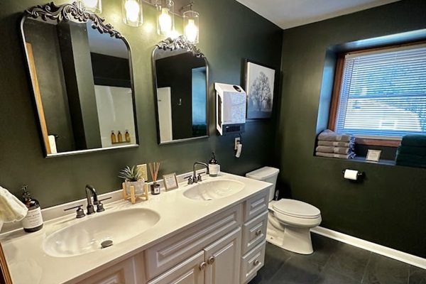 Full Bathroom with double vanity