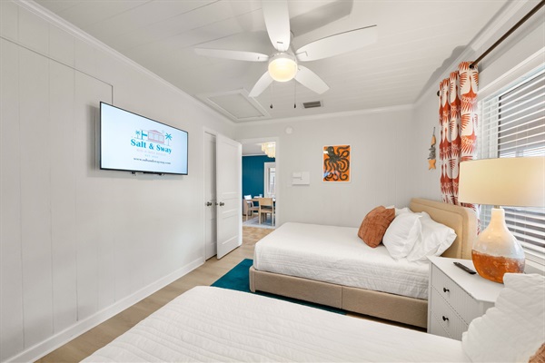 Bedroom #1, 2 full beds