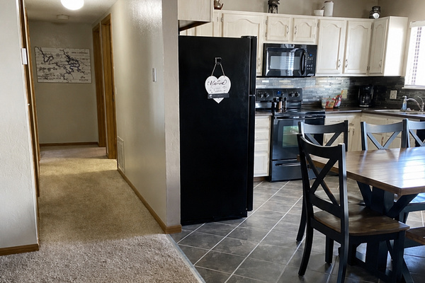 Dining area adjoining the kitchen