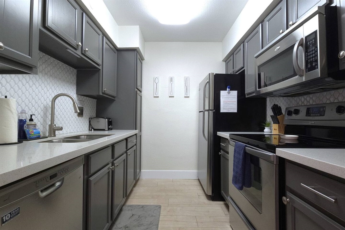 Kitchen with all the essentials.