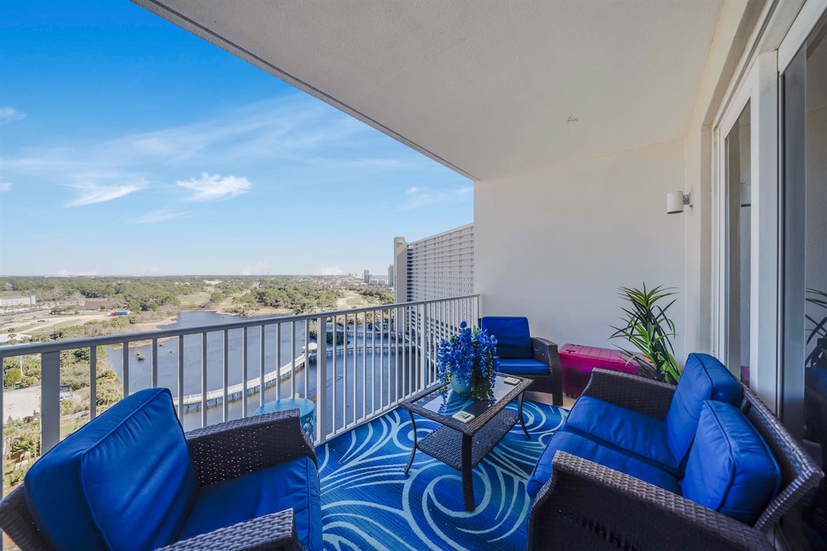 Something Blue | Photo 30