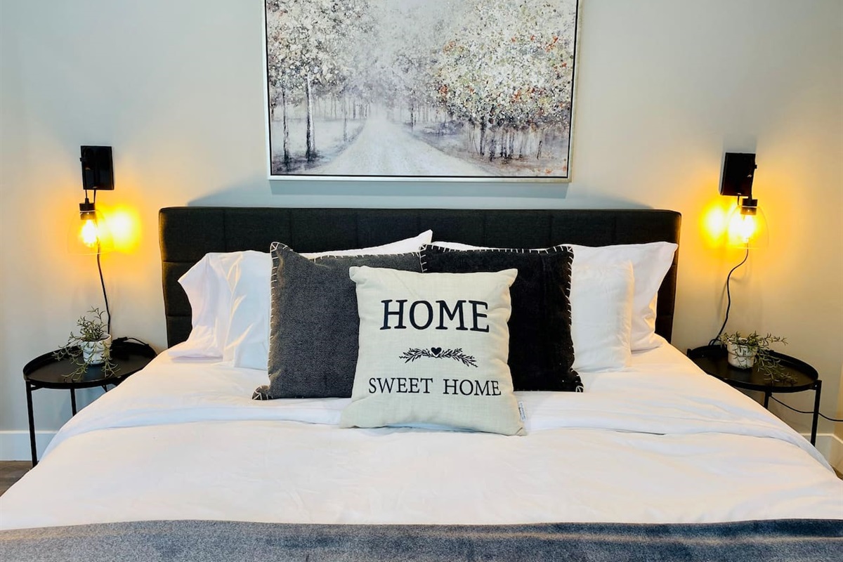 "Unit was nicely furnished with beautiful bedding" - Lucy (September 23)