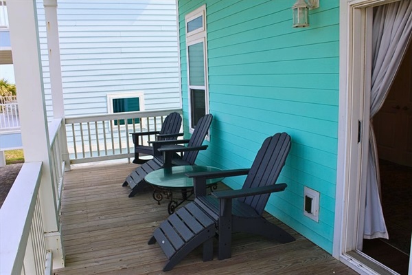Second Story Deck: Relax and kick your feet up in these dreamy Adirondack chairs