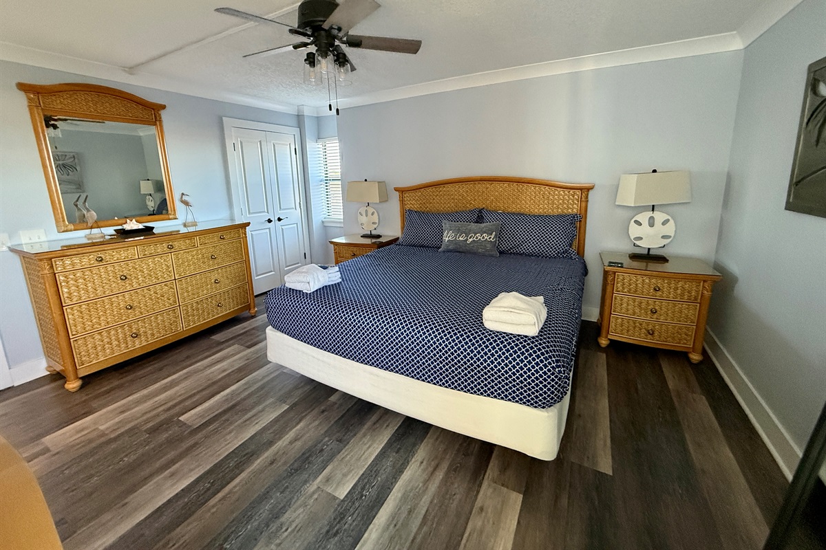 Primary Bedroom - 2 Walk In Closets