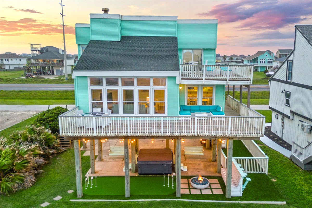 ce5baa86d3ca4f85a086b163f3cc3158 Large | Beachhouse | Texas | TX | Vacation Homes | Galveston | Crystal Beach | Kokomo | Breezy Days | Beachfront Elegance | Sunrise Serenity | Southern Sands Property Management, LLC