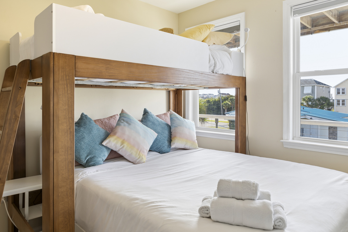 2nd floor Bunk Room