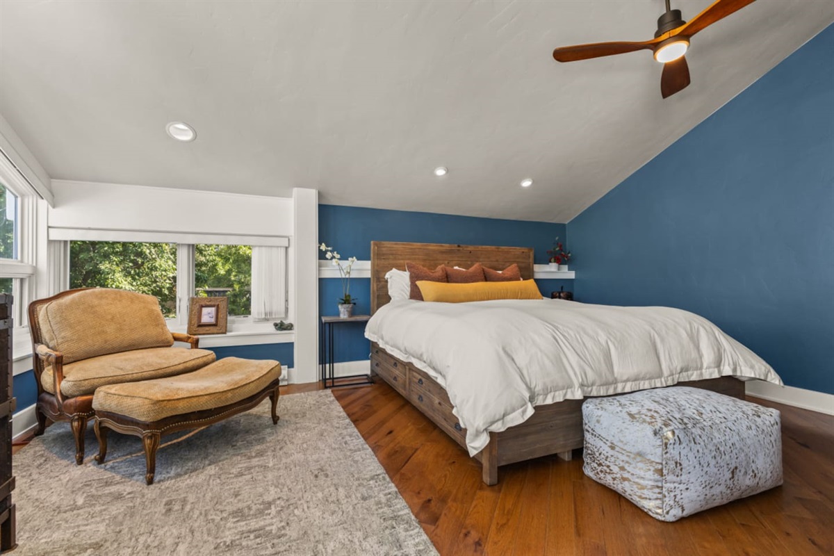 Bedroom #1 | King Bed | Lounge Chair 