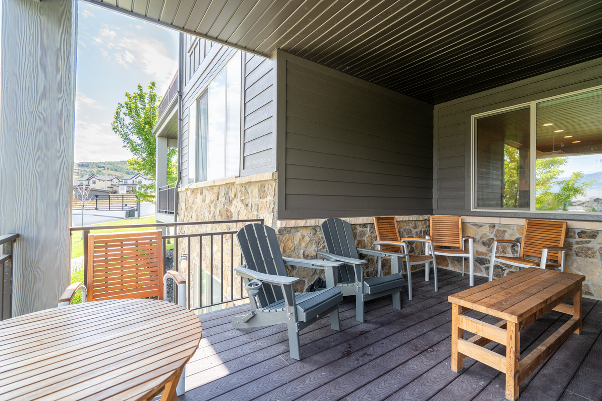 Relax, reconnect, and soak in the beauty of the area.