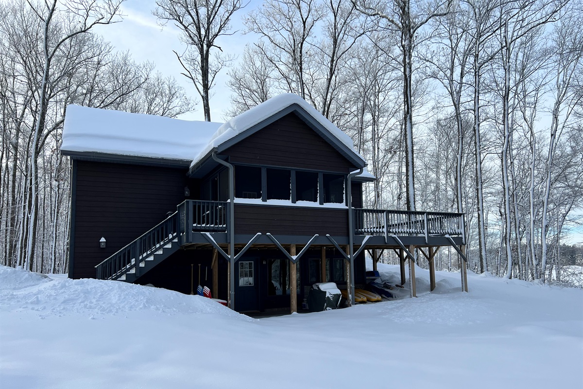 Welcome to Cattail Chalet!