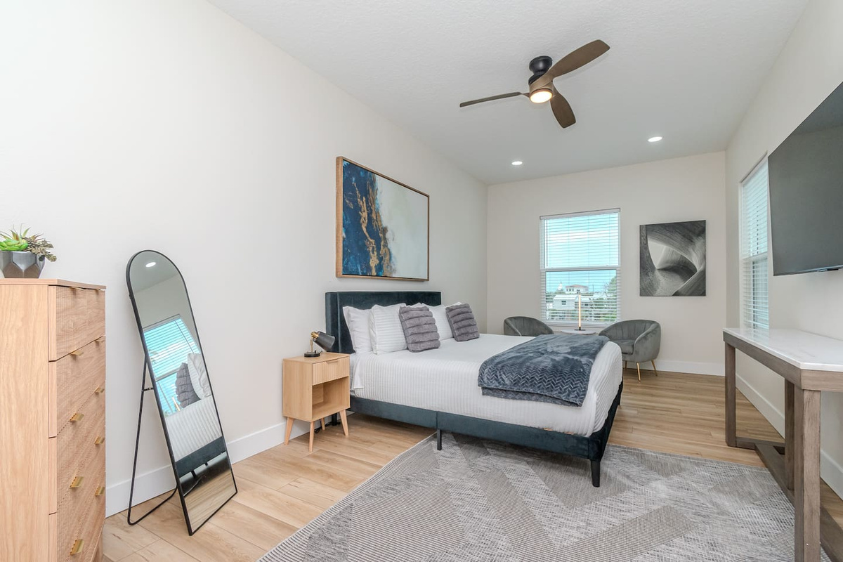 Bedroom
