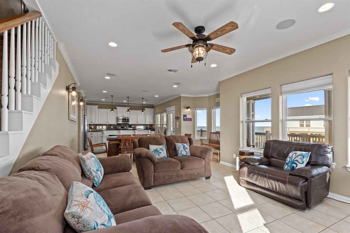 ce78315bfcdf4f968245ec5a4fd31e46 Large | Beachhouse | Texas | TX | Vacation Homes | Galveston | Crystal Beach | Kokomo | Breezy Days | Beachfront Elegance | Sunrise Serenity | Southern Sands Property Management, LLC