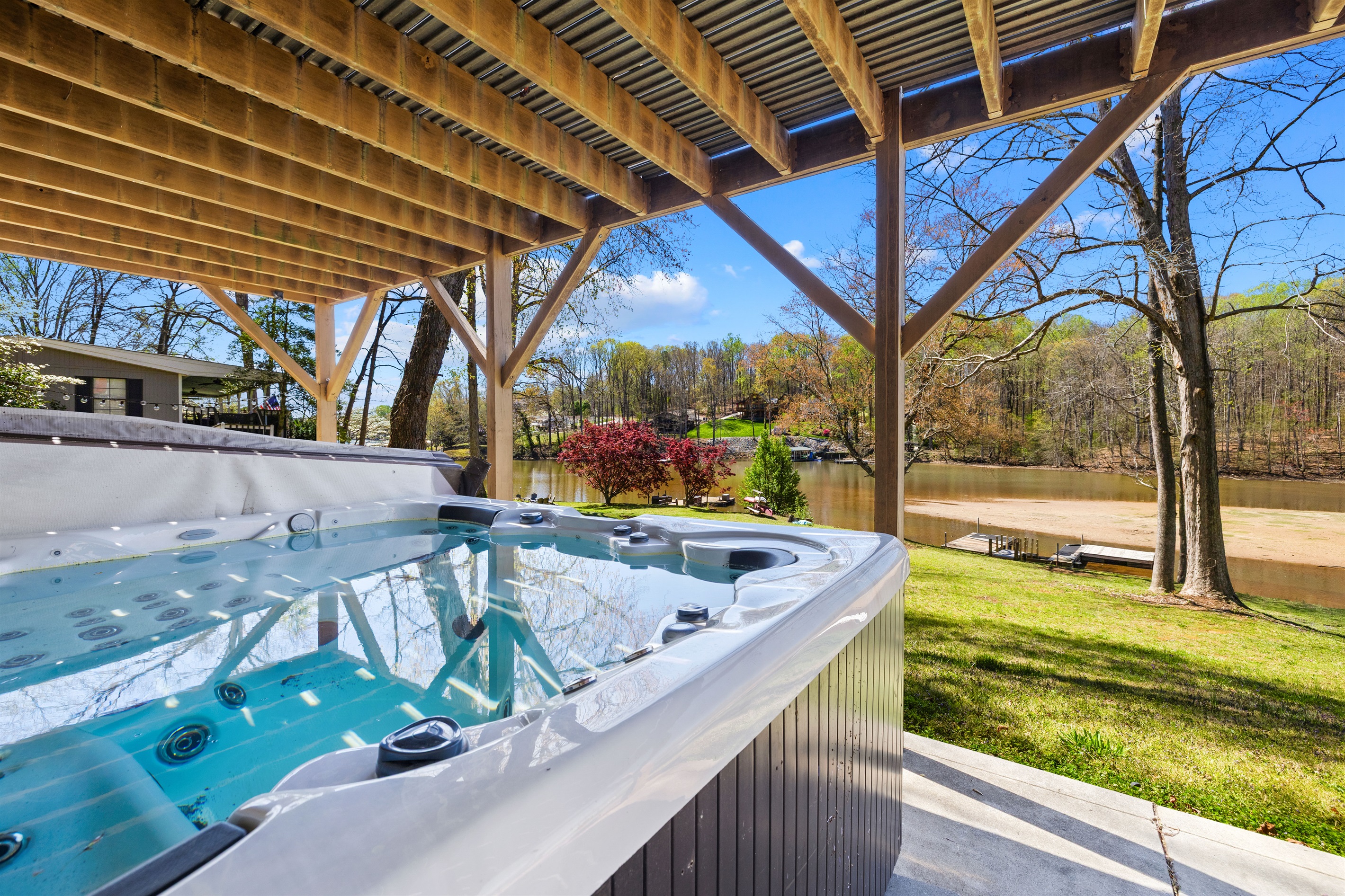 Golden Hour — Sherrills Ford, North Carolina — vacation rental