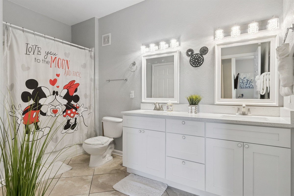 Double Sinks for Busy Mornings