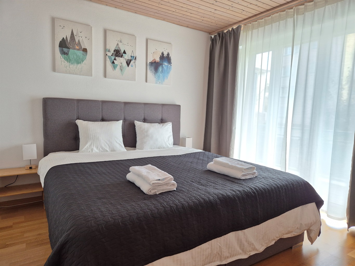 Bedroom with King sized bed (180x200)