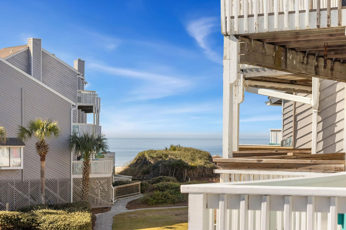 Walk 100 steps to the beach &mdash; Load up the gear from the beach closet, and you're there before anyone's even finished their coffee.