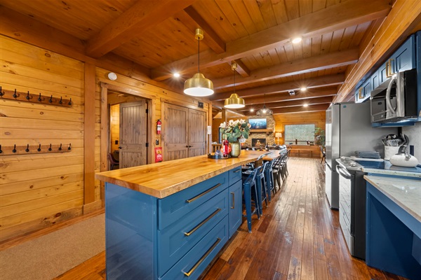 Fully equipped kitchen with ample prep space — ideal for cooking for large groups and family gatherings.