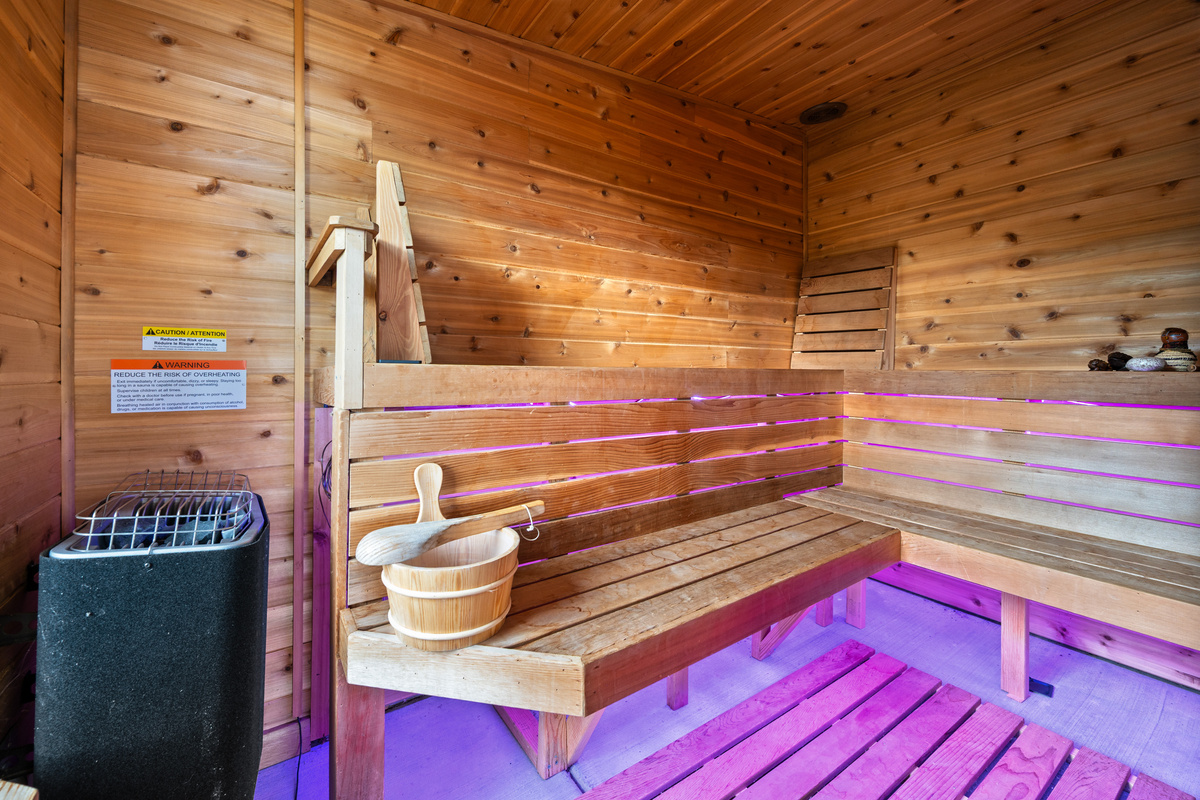 Private cedar sauna offering the perfect place to relax and recharge after skiing, hiking, or lake days.