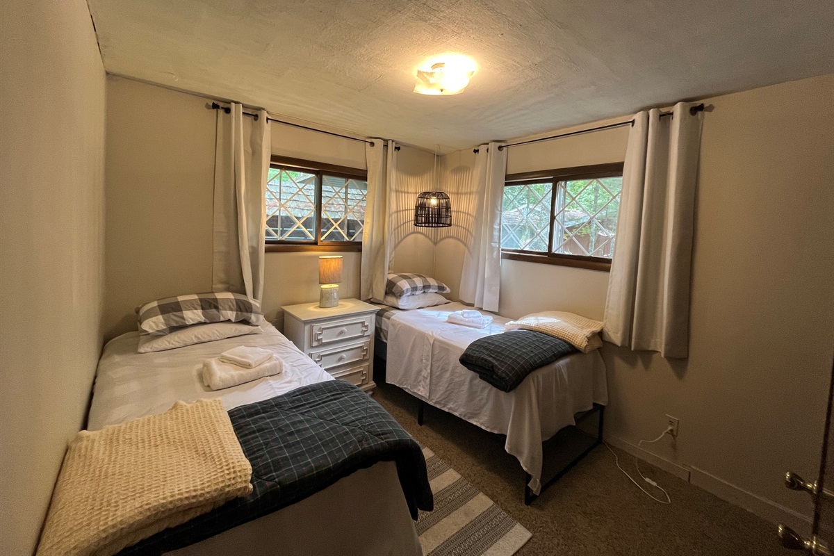 Bedroom 2 - Main Floor