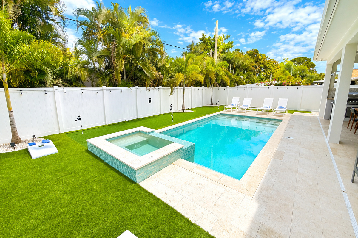 Pool and Spa with new Putting Green