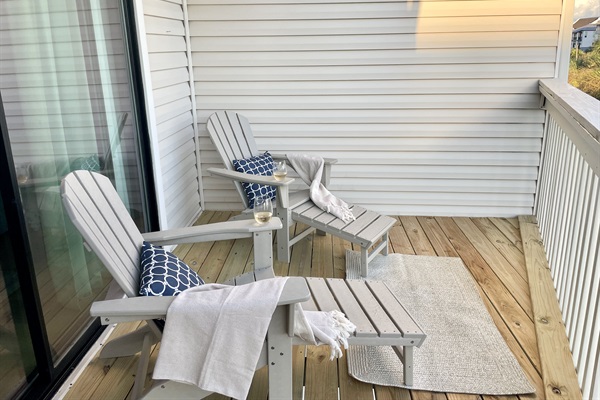 new deck and chairs off primary