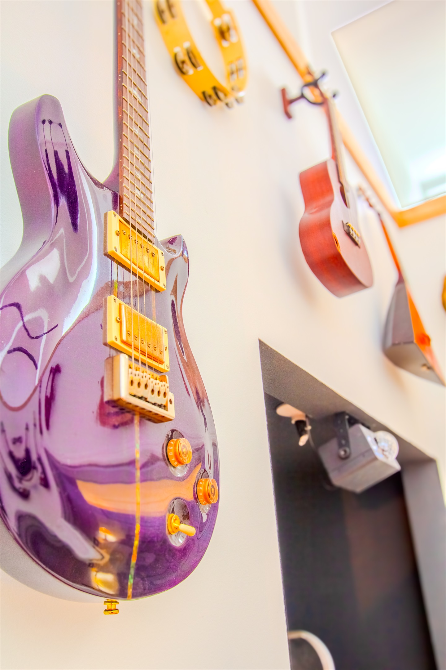 Bedroom 1 - Live Room