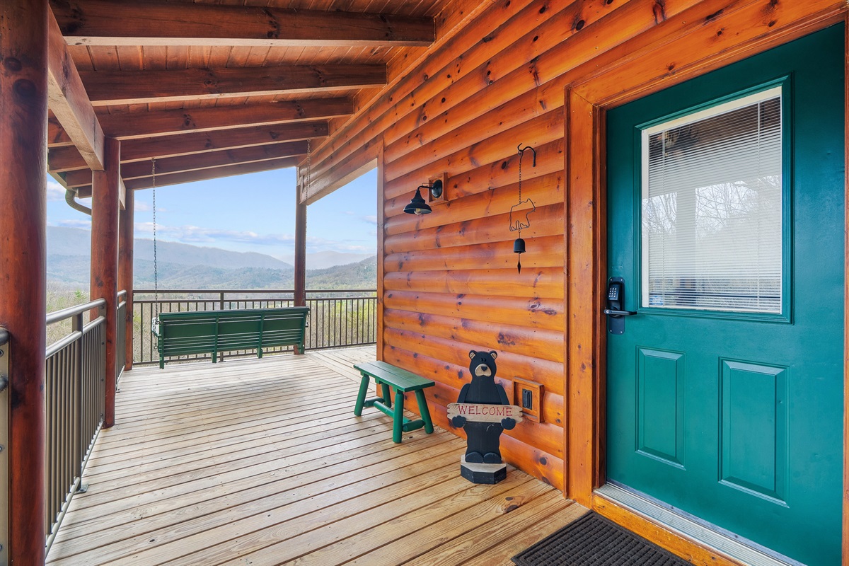 Step into your Smoky Mountain getaway.