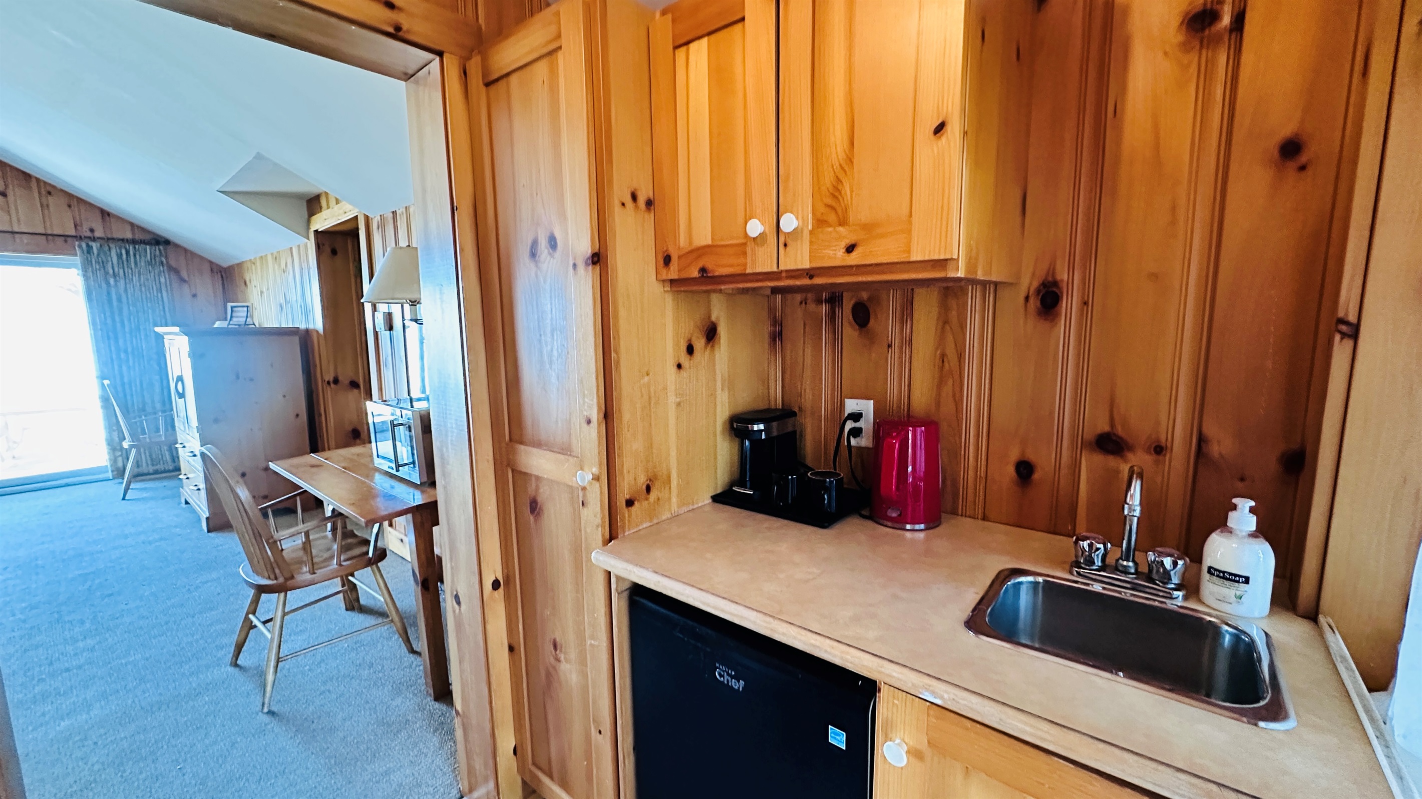 Kitchenette