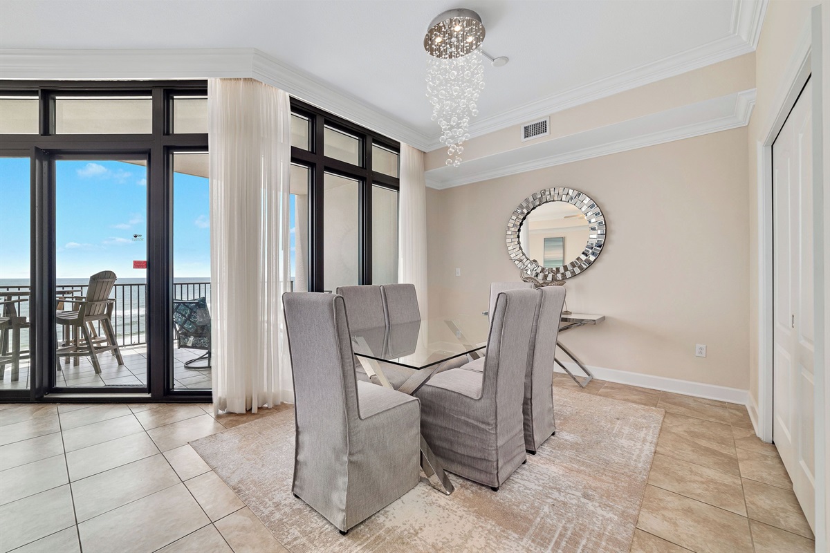 Dining area table with 6 chairs 